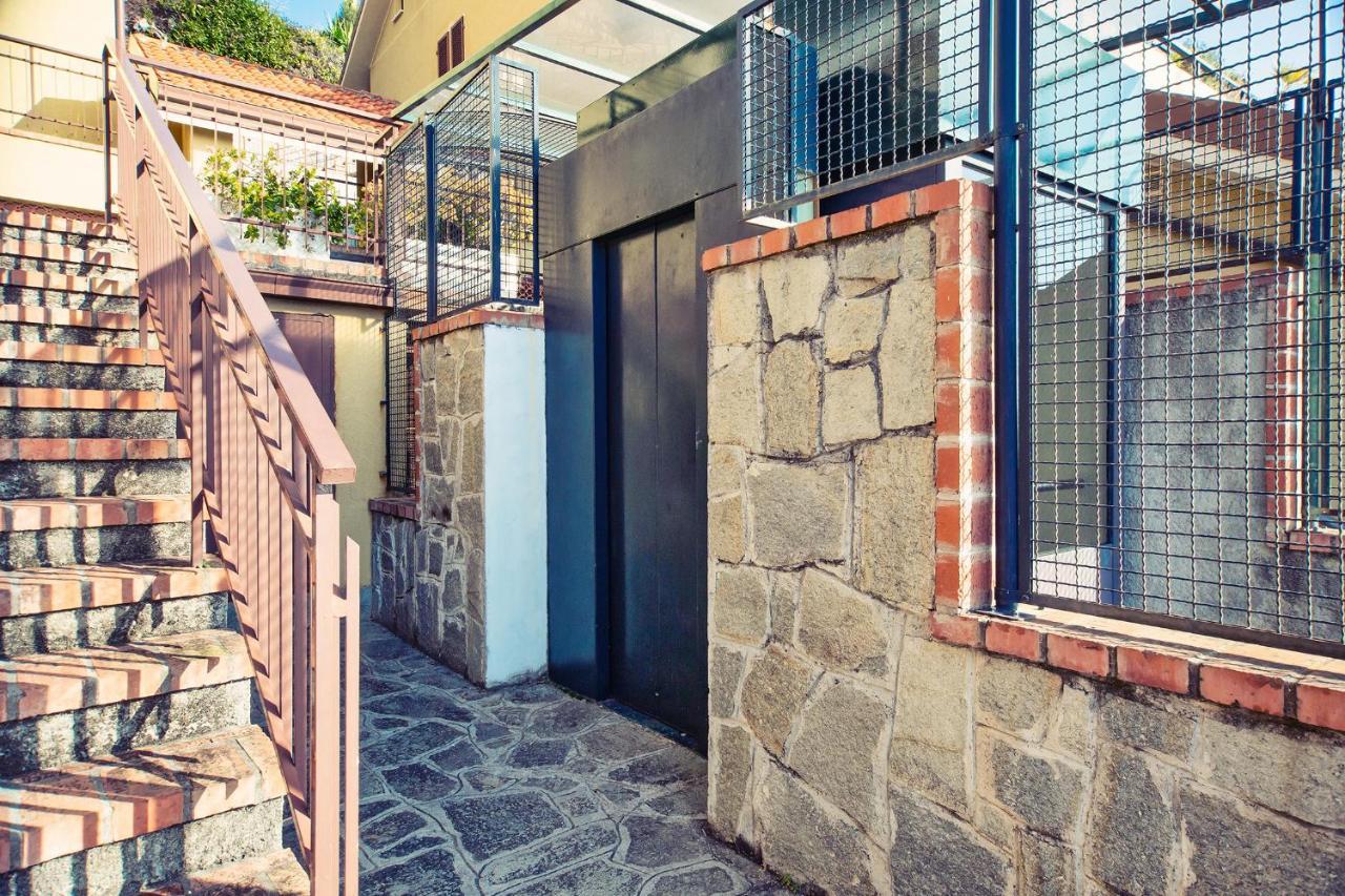 Ferienwohnung Una Terrazza Sul Golfo Di Ospedaletti By Wonderful Italy Exterior foto